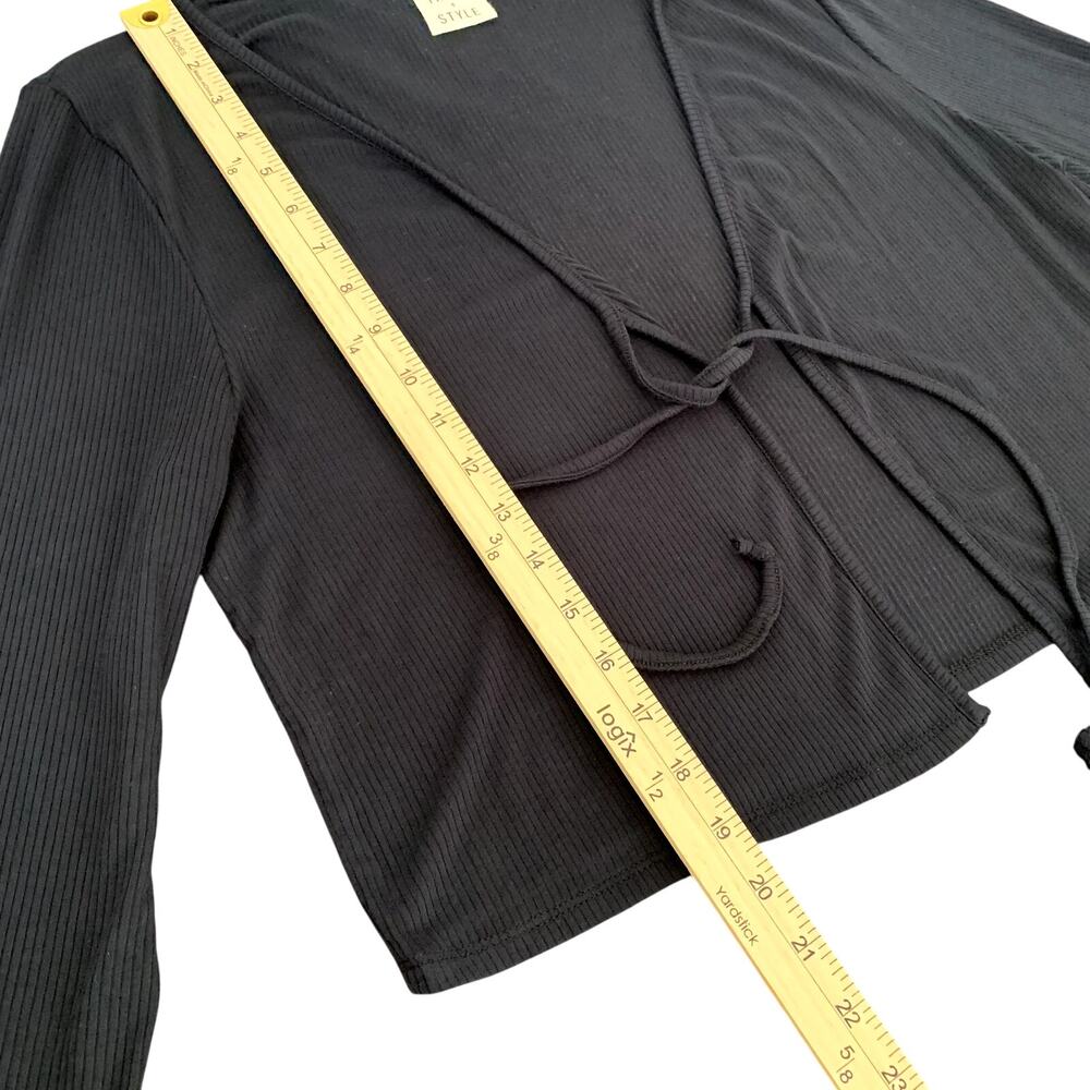 Shrug Tie Front Ruched Sleeves Truth and Style Black Women's Size M - Picture 3 of 6